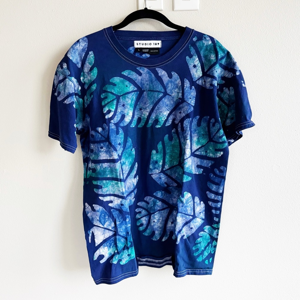 Studio 189 T-shirt